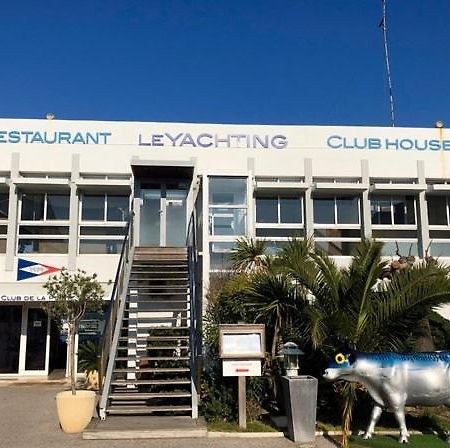 Appartement Au Bor De Mer Marseille Exterior photo